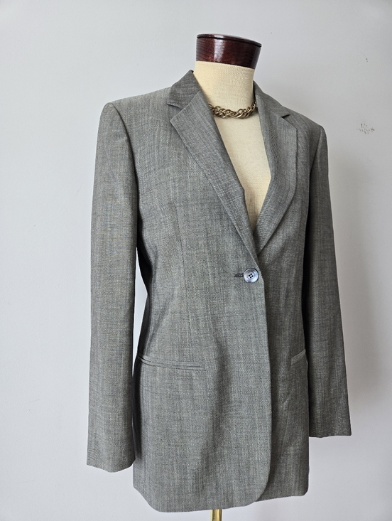 MAX MARA Virgin Wool And Mohair Lightweight Gray Single-Button Blazer. Size 8 - Picture 2 of 14
